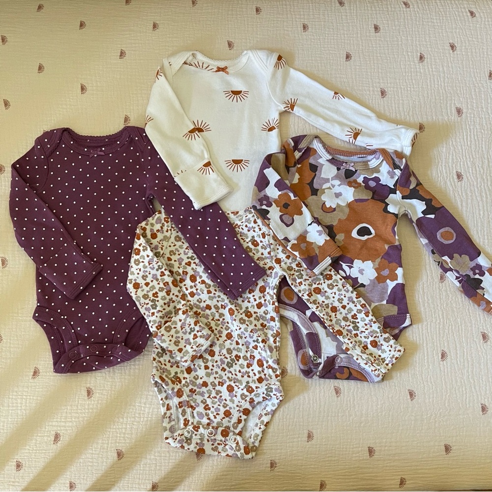 Carter’s Newborn NB 4-Pack Long-Sleeve Floral Polka Dot Bodysuits Onesies Cotton